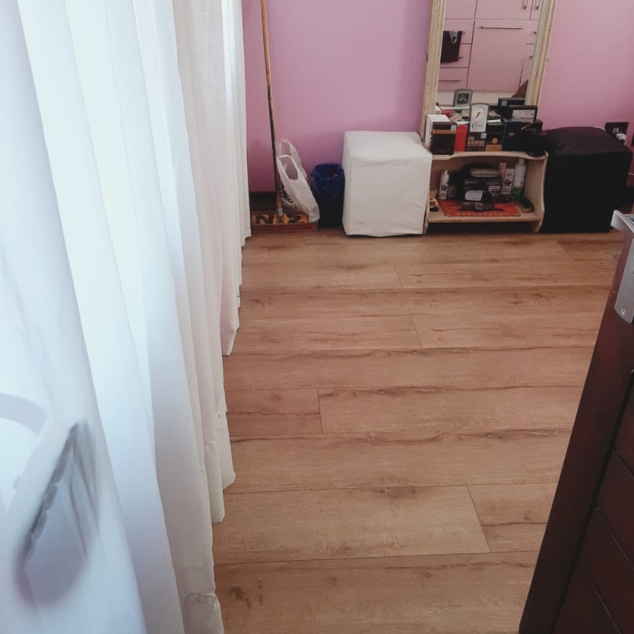 7 Bedroom Property for Sale in Amalinda Eastern Cape